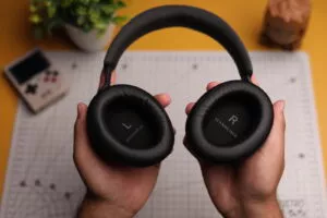 Image of the Sennheiser Accentum headphones